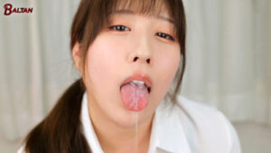 Too Deep!! 4-Hour Tsuji Sakura Obsession Special!!