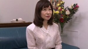 Rookie AV Actress: 65-Year-Old Grandma Akita Toyumi