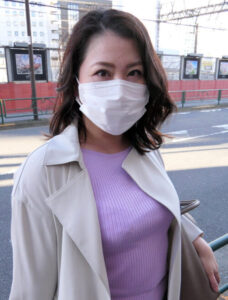 Amateur Mature Woman Creampie: Married Woman’s First Experience