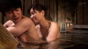 Hot Spring Trip with Mom: Seduction at the Open Bath