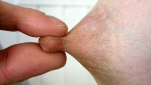 Amateur Girls’ Erect Nipple Play