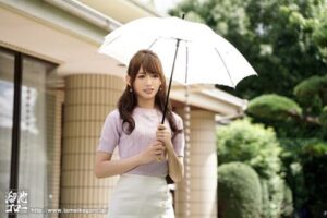 Class Difference Affair: 8 Passionate Days with the Unattainable Wife