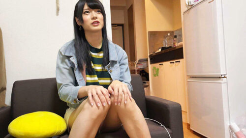 AV Debut: I'm Actually Packing - Kashii Tsumugi