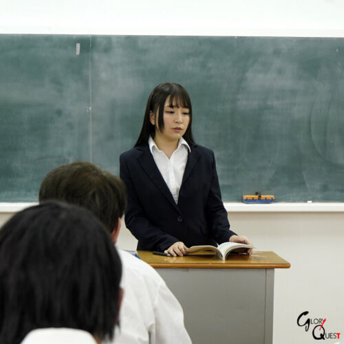 Teacher Possessed by Exhibitionist Desires: Nonoka Sato