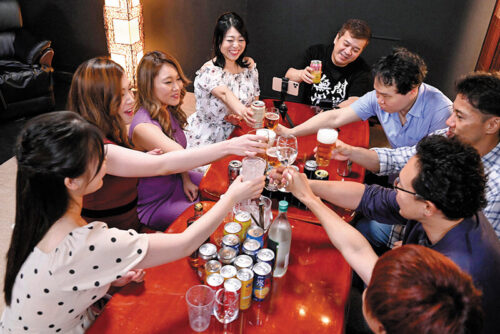 AV Industry Mixer! Girls with 90-100cm Hips Gathered!