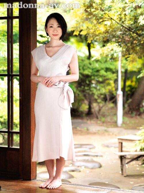 Exclusive: A Woman of Quality - Maihara Sei, 34, AV Debut!