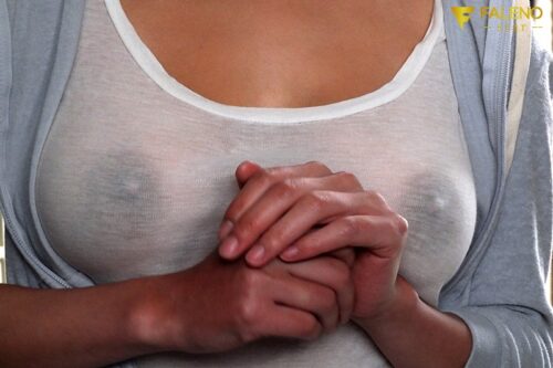 My Busty Neighbor is Always Braless and Tempts Me Behind Her Boyfriend's Back