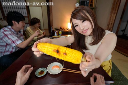 【VR】Reunited with Cousin Tsubasa - Secret Steamy Creampie in Shared Futon