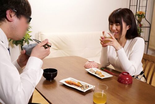 Sex Addict Wife: Indiscriminately Seducing Men - Azusa Tani