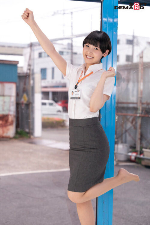 Merchandise Division Shibazaki Haru's First Thrilling Magic Mirror Ride!