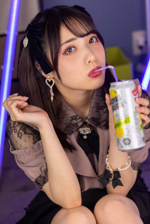 VR Landmine Girl: Unstoppable Fantasies & Oral Fixation