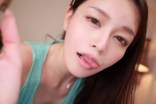 Indulgent Older Girlfriend with Expert Fellatio for Quick Finisher - Tachibana Mary