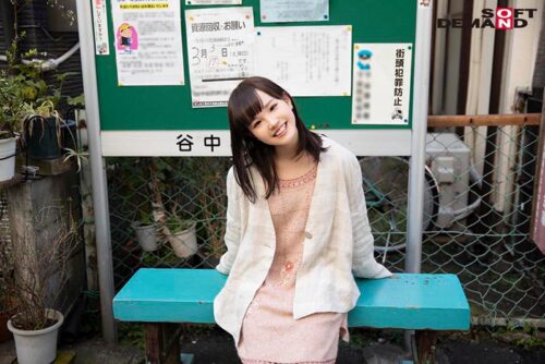 Cute Angel Genius 142cm Petite Osaka Dialect Music Student Haru Ito (19) Debut DVD