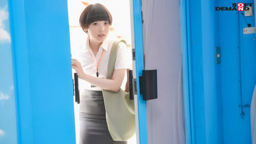 Merchandise Division Shibazaki Haru's First Thrilling Magic Mirror Ride!