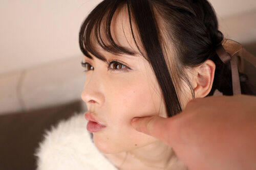 VR Close-Up Face Angles: Lovey-Dovey Hotel Sex with My All-Affirming Girlfriend Hiyori Yoshioka