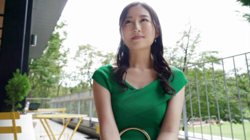 A Married Woman's Infidelity: Yuna Hasegawa