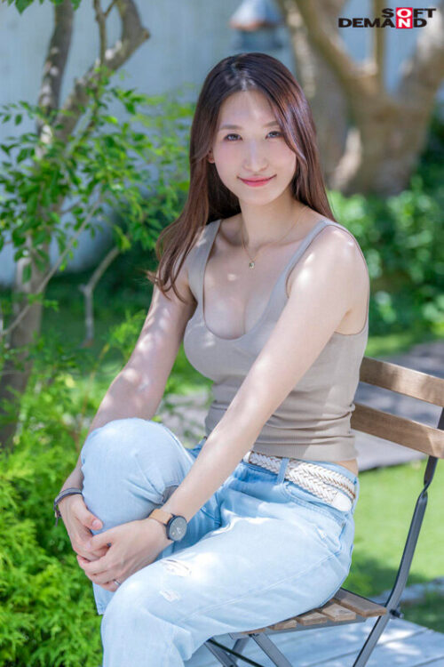 Tall Beauty Wife 170cm with Exceptional Proportions - Maika Kotani 29 AV DEBUT