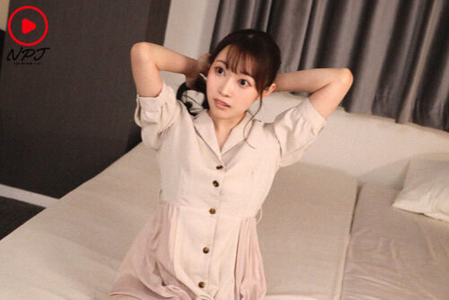 75K Followers! Off-App Hook-Up Success with Long-Tongued Blowjob Girl - Arisa