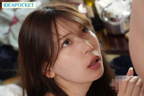 Wife's Home Salon: Beautiful Aesthetician Creampied Repeatedly