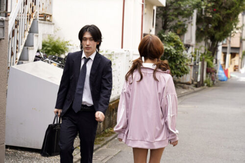 Confined by a Gal and Milked Dry: Nogi Ayua