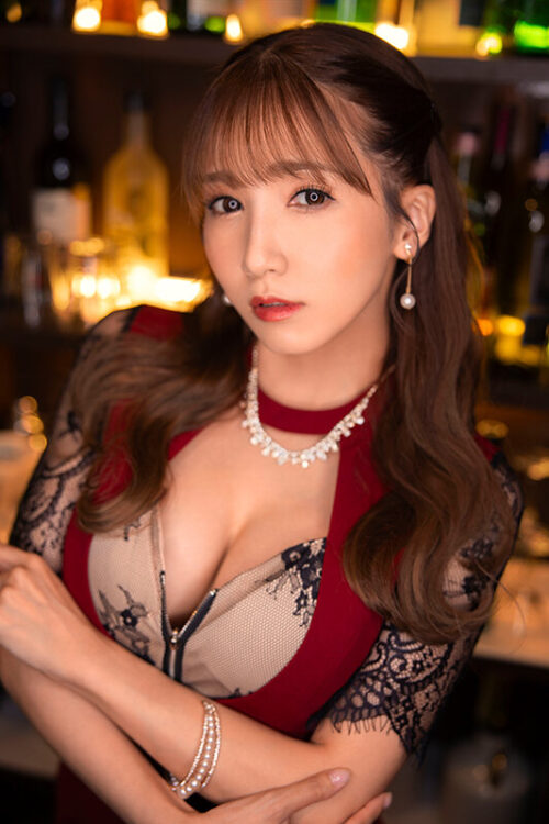 8K VR: Face-Focused Angle - Seduced by Top Hostess