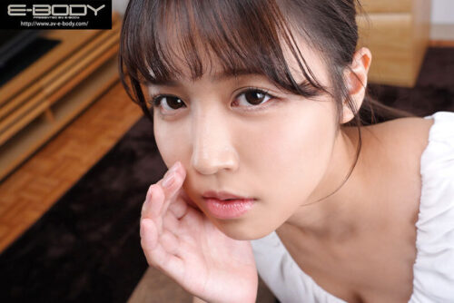 VR: The Elegant Young Wife Next Door - A Hot Summer Afternoon