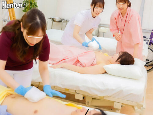 What!? This is Practice!? I'm the Only Guy at Nursing School!?