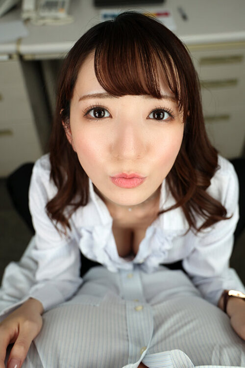 【VR】Addicted to My Tsundere Boss's Kisses... Creampie Overtime for Two