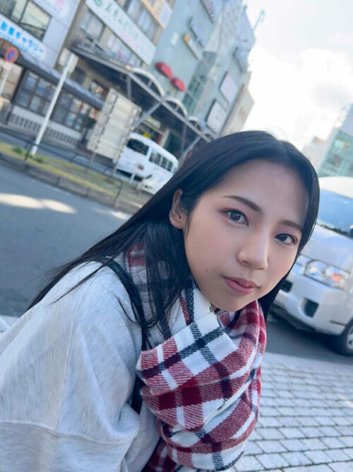 Real Creampie AV Debut: Yuma Orihara (21)