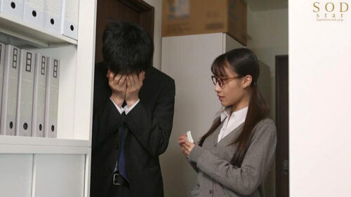 Secret Handjobs & Blowjobs from the Quiet Office Lady