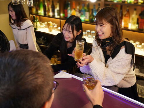 SM Girls Bar: Turn Masochist Women Into Sex Slaves - Konno Hikaru