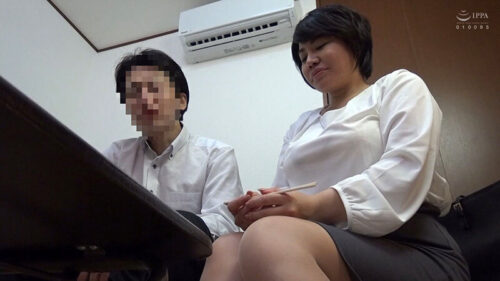 Young Coworker's Uncontrollable Desire for Busty Boss