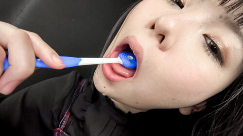Erotic Tongue Tease from Lustful Girl