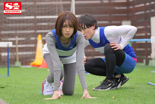 Popular Beautiful Athlete Becomes Obsessed Fan's Prey - Tsubasa Mai