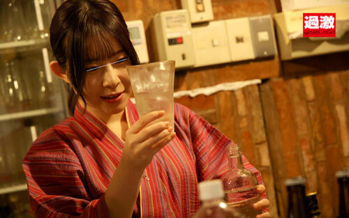 Sensitive Girl Squirting at Izakaya: Lesbian Staff