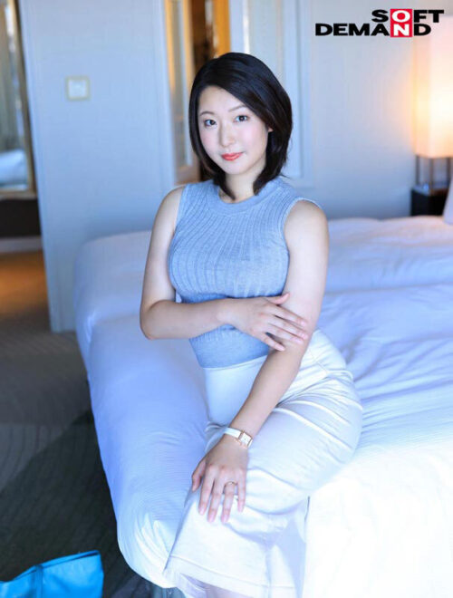 A Journey to Discover Her Hidden Desires: Manori Rikako, 32, AV Debut