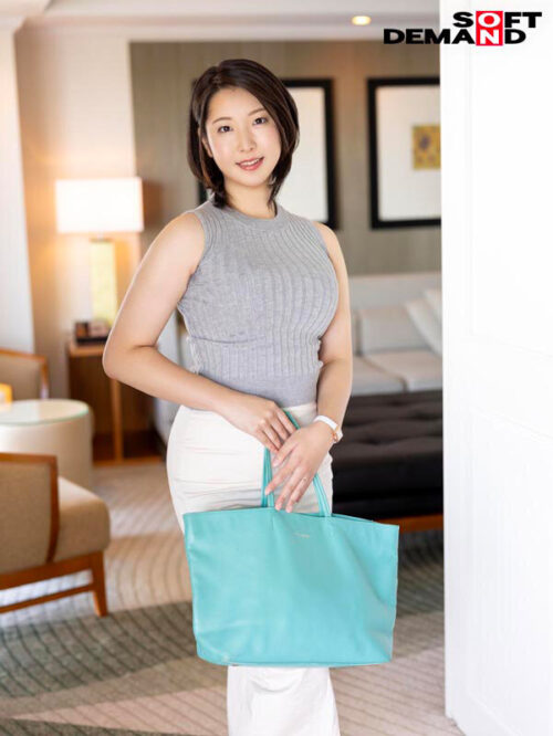 A Journey to Discover Her Hidden Desires: Manori Rikako, 32, AV Debut