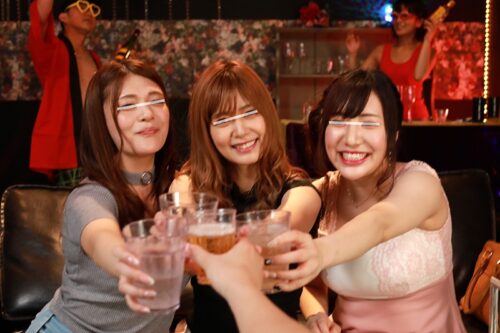 【VR】Good Vibes Only - Happening Bar 4P Adventure