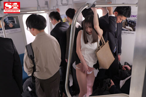 College Girl Can't Say No: Addicted to Train Groping