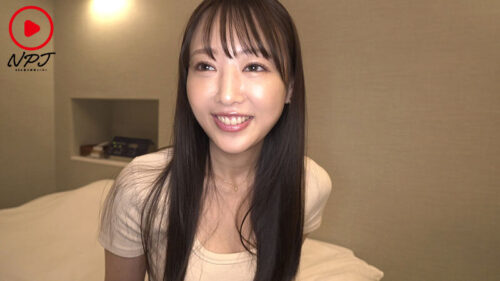 Gorgeous AV Fan Turned Gravure Idol Makes Surprise Adult Debut - Hazuki Mayu