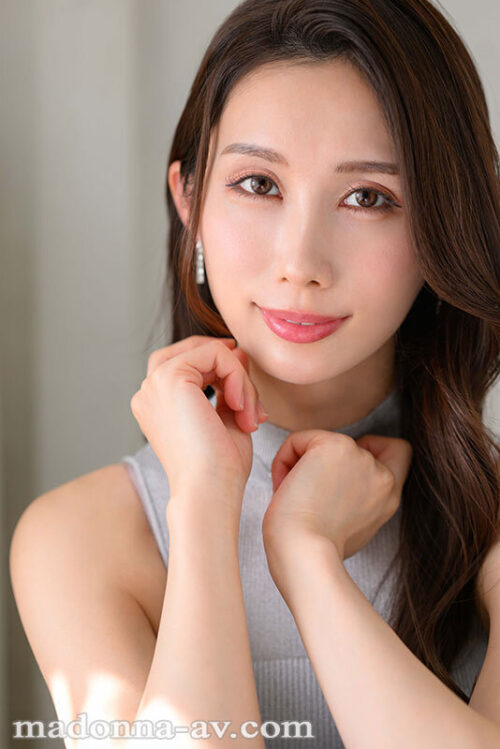 Refined, Pure, Then Lustful: Kyoka Shiori 38 Years Old AV Debut