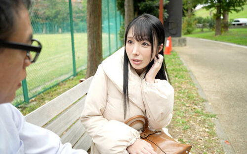Married Woman in a Four-and-a-Half Mat Room: Sae, 44 Years Old