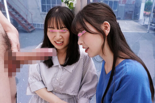 Magic Mirror: College Girls No-Hands Fellatio Challenge