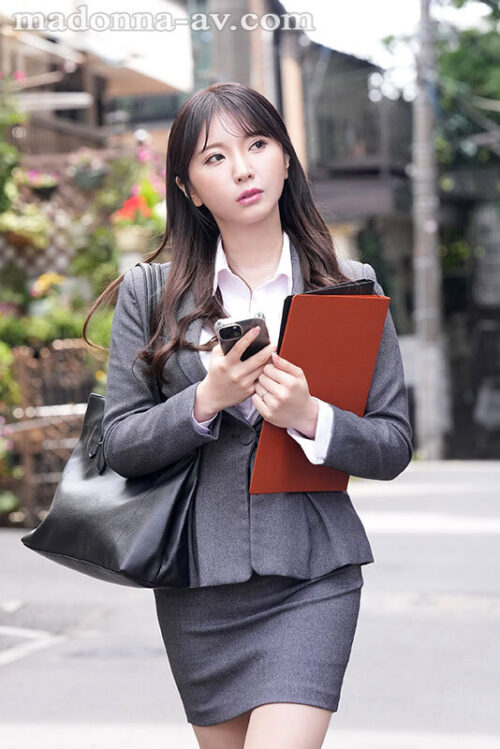 Beautiful Lingerie: Married Insurance Agent Defiled