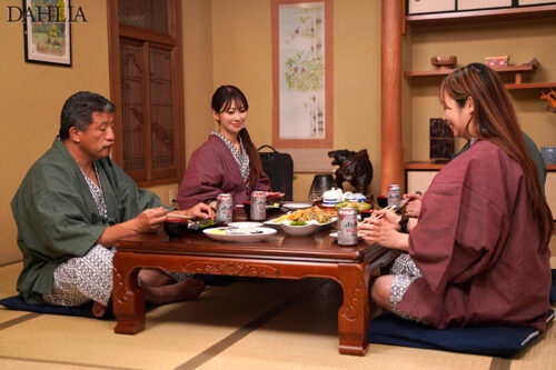 Mixed Bathing Hot Spring NTR: Impregnating My Fiancée's Mother Before the Wedding