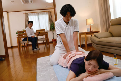 Kiwa - Wife Craves Another Man After Masseuse's Relentless Touch