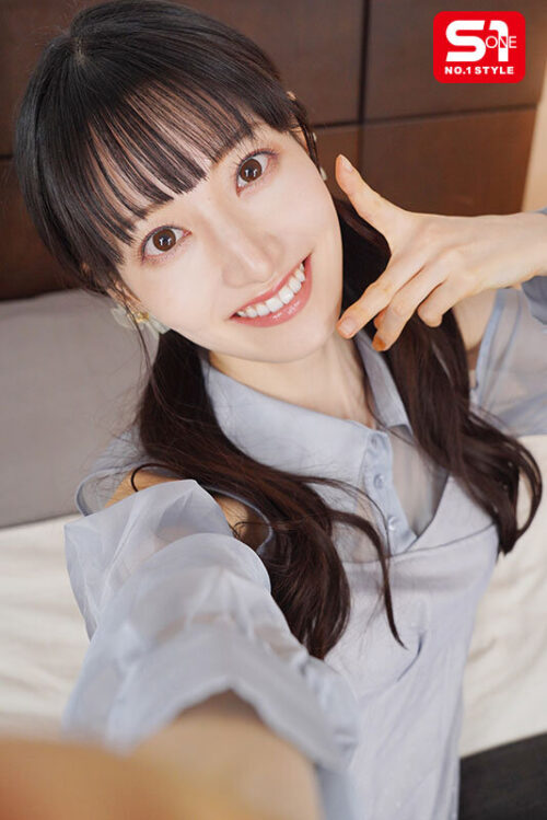 VR: Become Idol Ishida Karen's Manager - Unexpected Shared Room