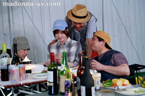 G-Cup Beauty's First Madonna Transfer: NTR at Town Campout