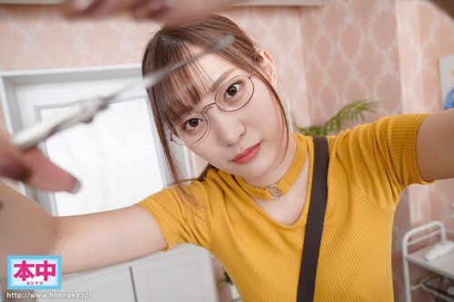 【VR】Unbelievable Service for Just ¥1,000!! Seduced to Creampie by the Rumored Cheap Haircut Sister Akari Mitani