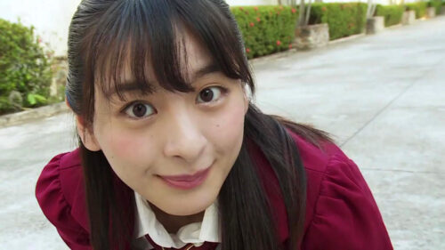 Just a Few Centimeters Away - Makino Reina